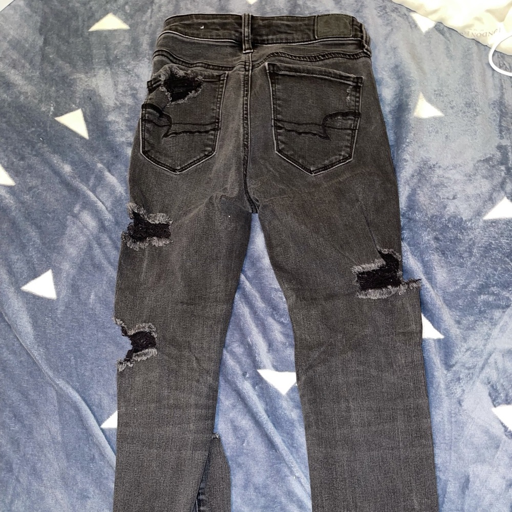Black ripped American eagle jeans